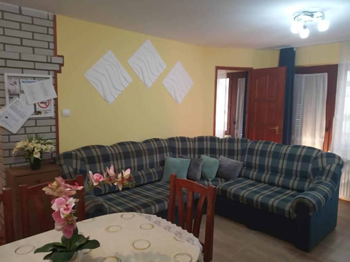 Bazsi Apartman Hajduszoboszlo Luaran gambar
