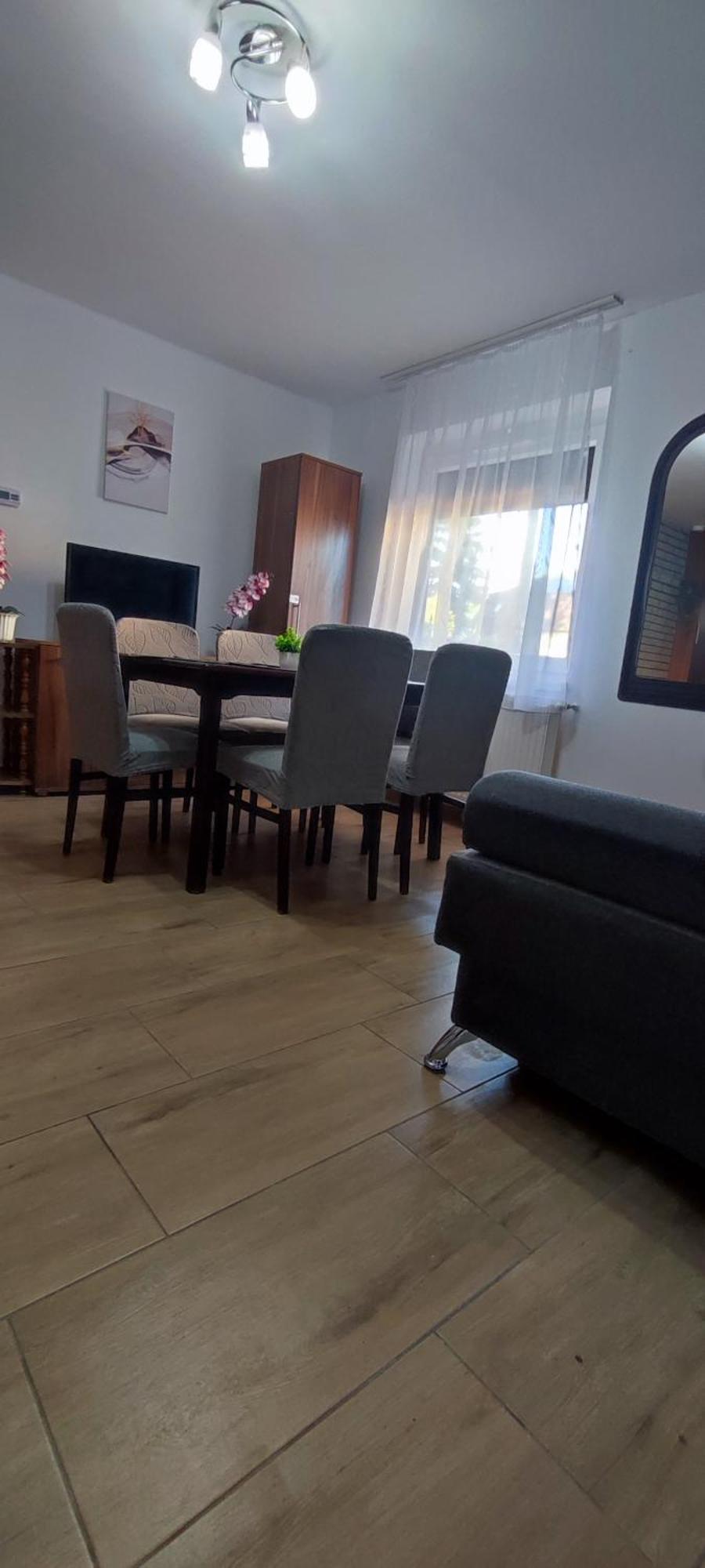 Bazsi Apartman Hajduszoboszlo Luaran gambar